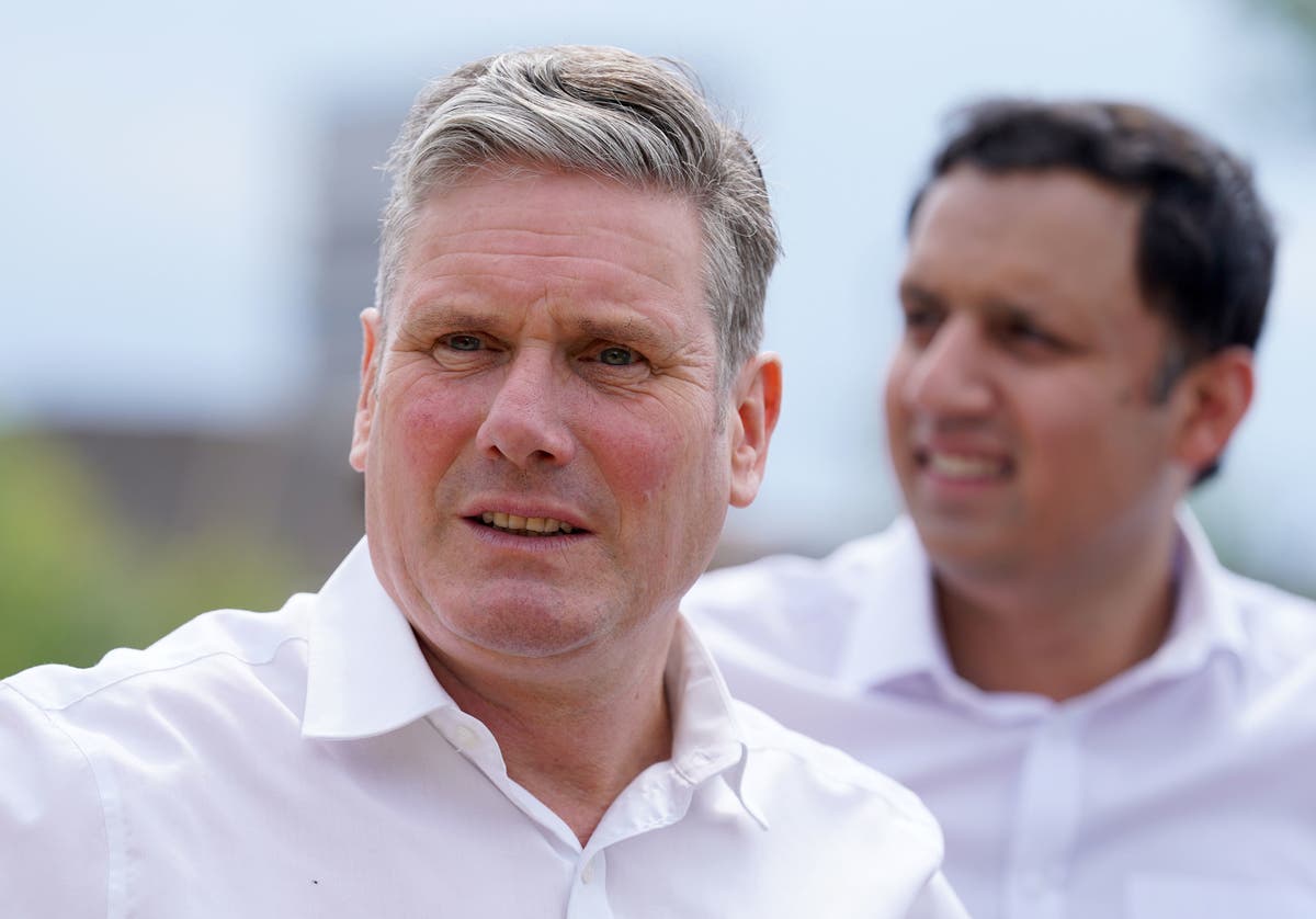 Keir Starmer hits out at &lsquo;climate delayer&rsquo; Boris Johnson for lack of urgency on global warming