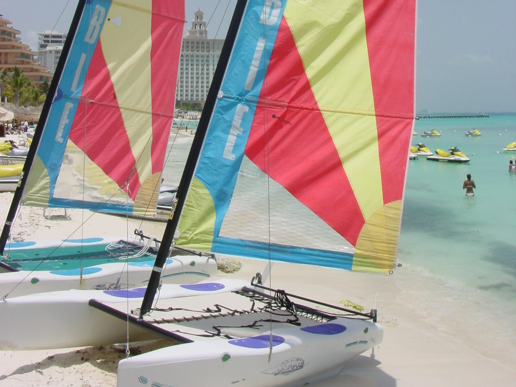 Waving goodbye: the beach in Cancun