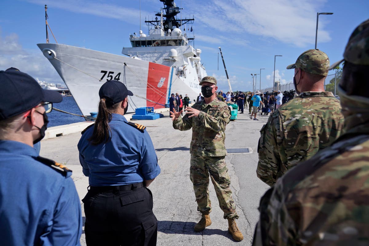 Coast Guard offloads $1.4 billion in drugs at Florida port 