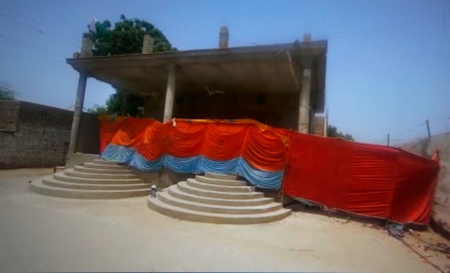 <p>This frame grab image from video, shows a Hindu temple cordoned off by local authorities after it was stormed by a Muslim mob, in Bhong, in Rahim Yar Khan district, Pakistan, Thursday, 5 August 2021. Pakistan on Thursday deployed paramilitary troops to avoid any communal violence after a Muslim mob badly damaged a Hindu temple</p>