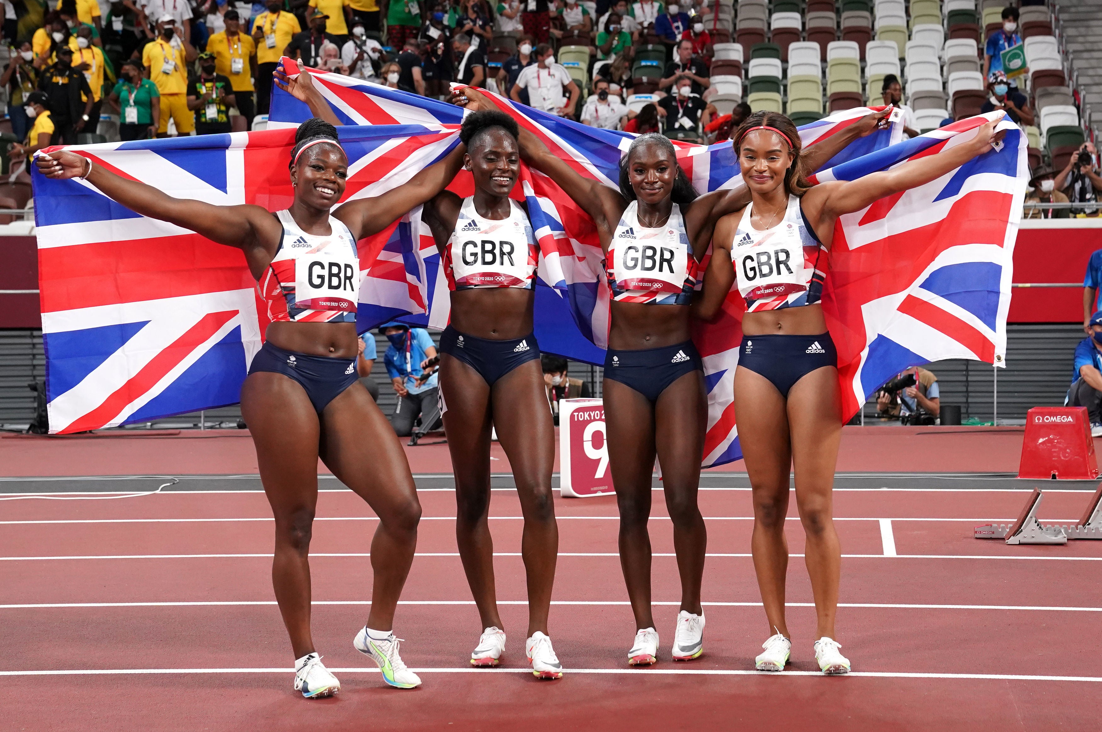 Tokyo Olympics: Jamaica storm to women's 4x100m relay gold as messy Britain  grab bronze | The Independent
