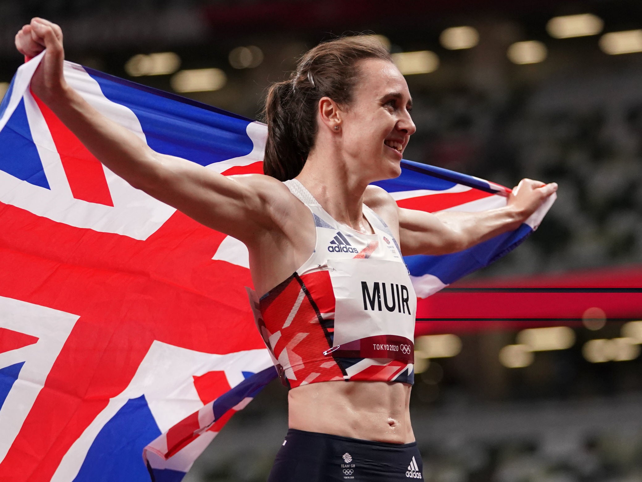 Laura Muir celebrates her silver medal-winning run