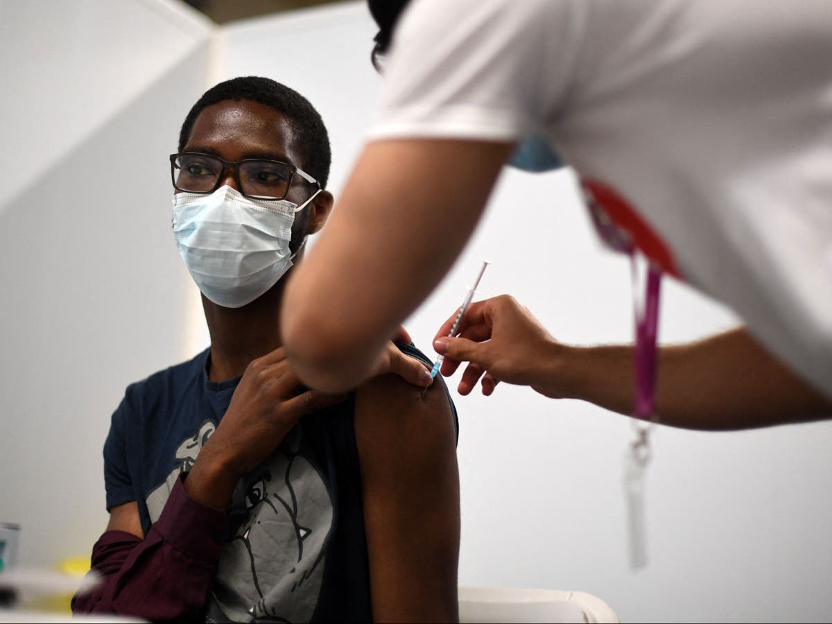 Vaccination may not fully stop transmission of Delta variant, early analysis suggests