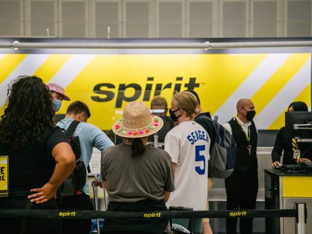 <p>People wait in line at a Spirit Airlines counter, at the George Bush Intercontinental Airport, on August 05, 2021 in Houston, Texas. </p>