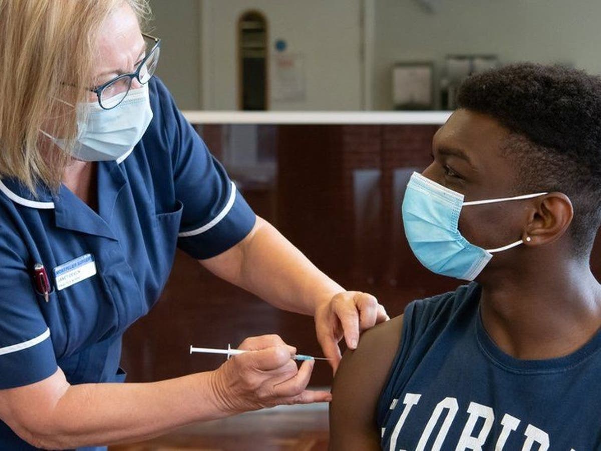 University to offer vaccinated students chance of winning &pound;5,000 in bid to drive uptake