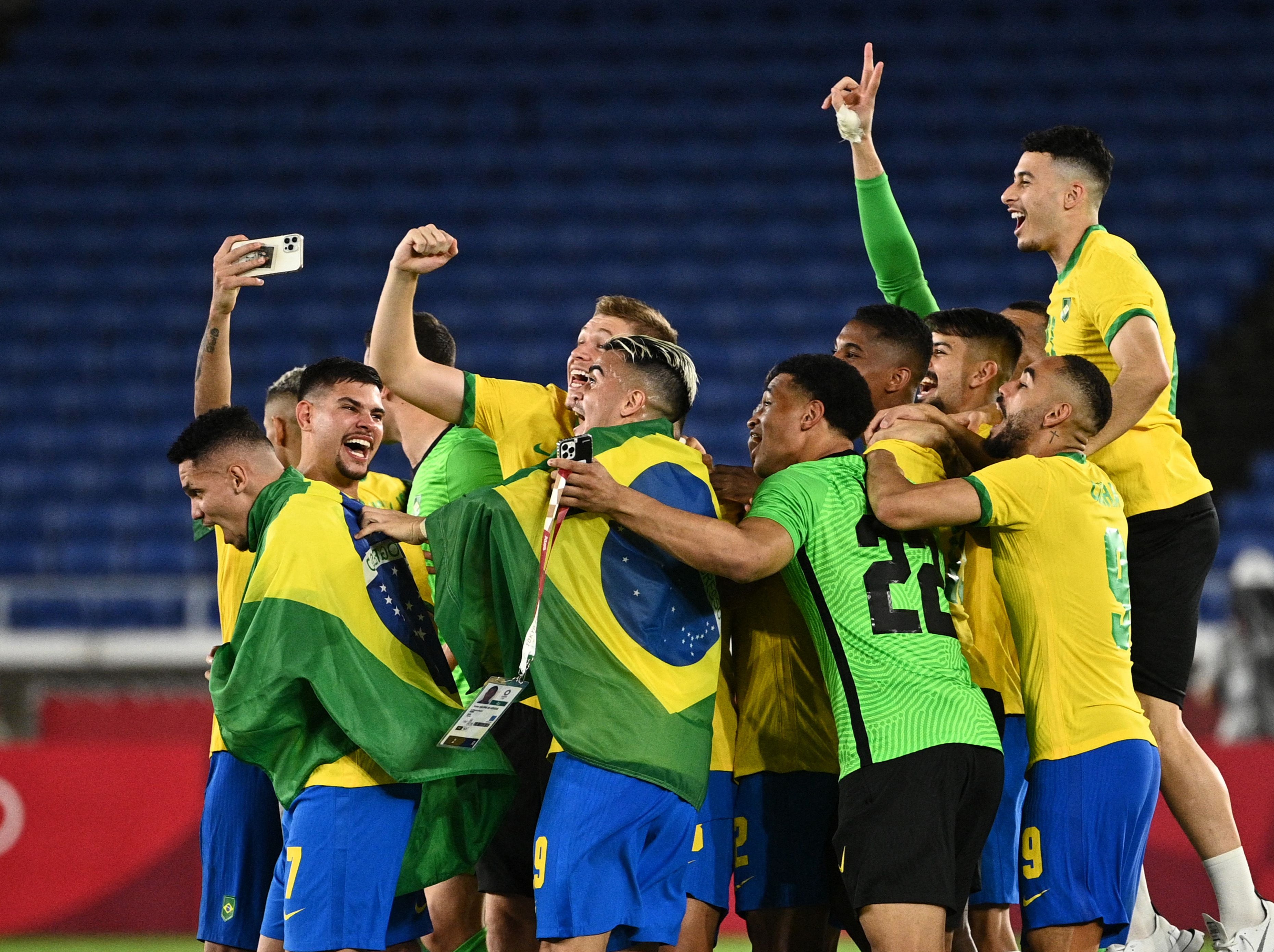 Brazil beat Spain in extra time to retain Olympic football gold