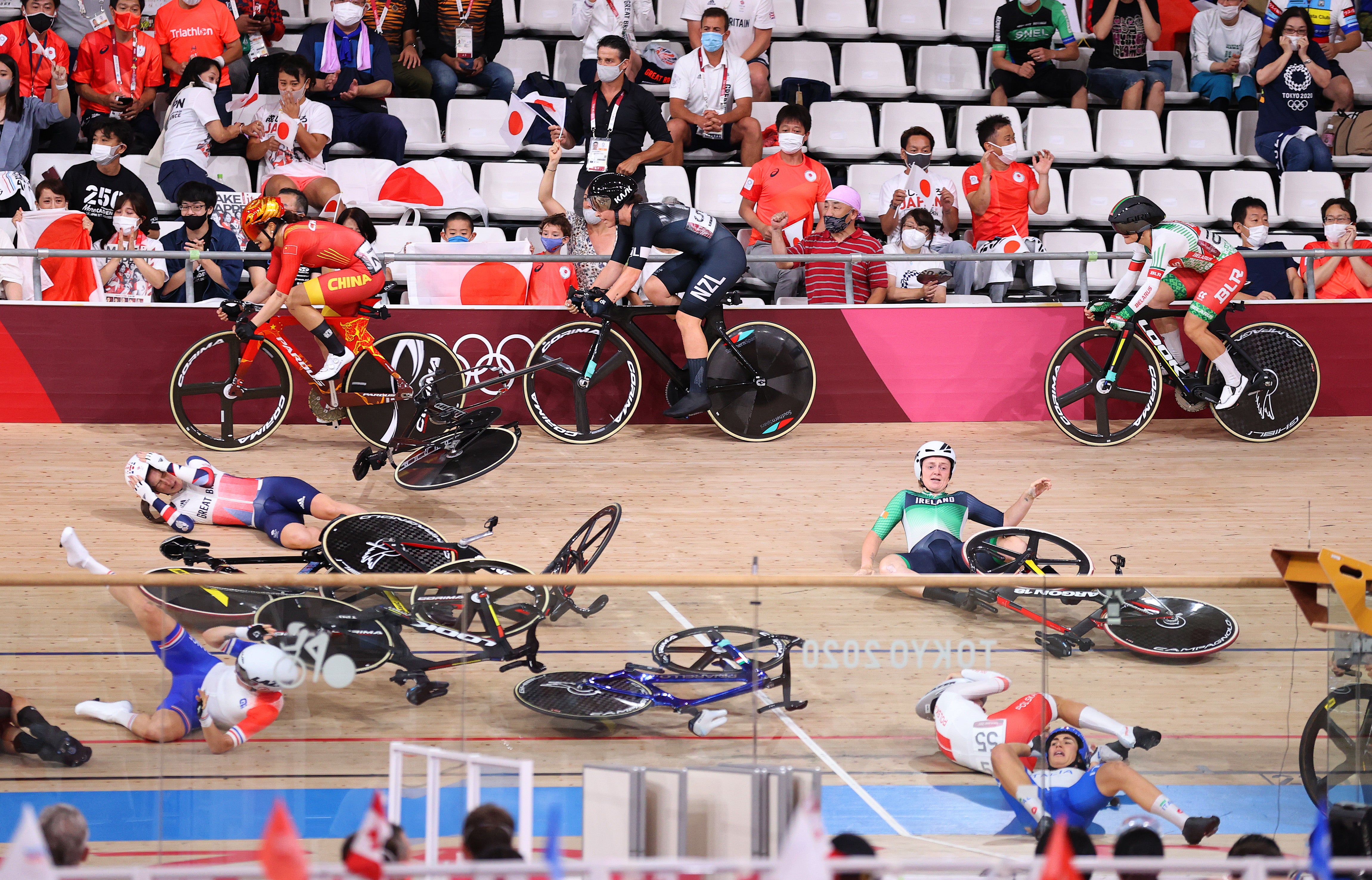 Several cyclist crash during the Women's Omnium scratch race, 1 round of 4 of the track cycling on day sixteen of the Tokyo 2020 Olympic Games at Izu Velodrome on 8 August 2021 in Izu, Shizuoka, Japan