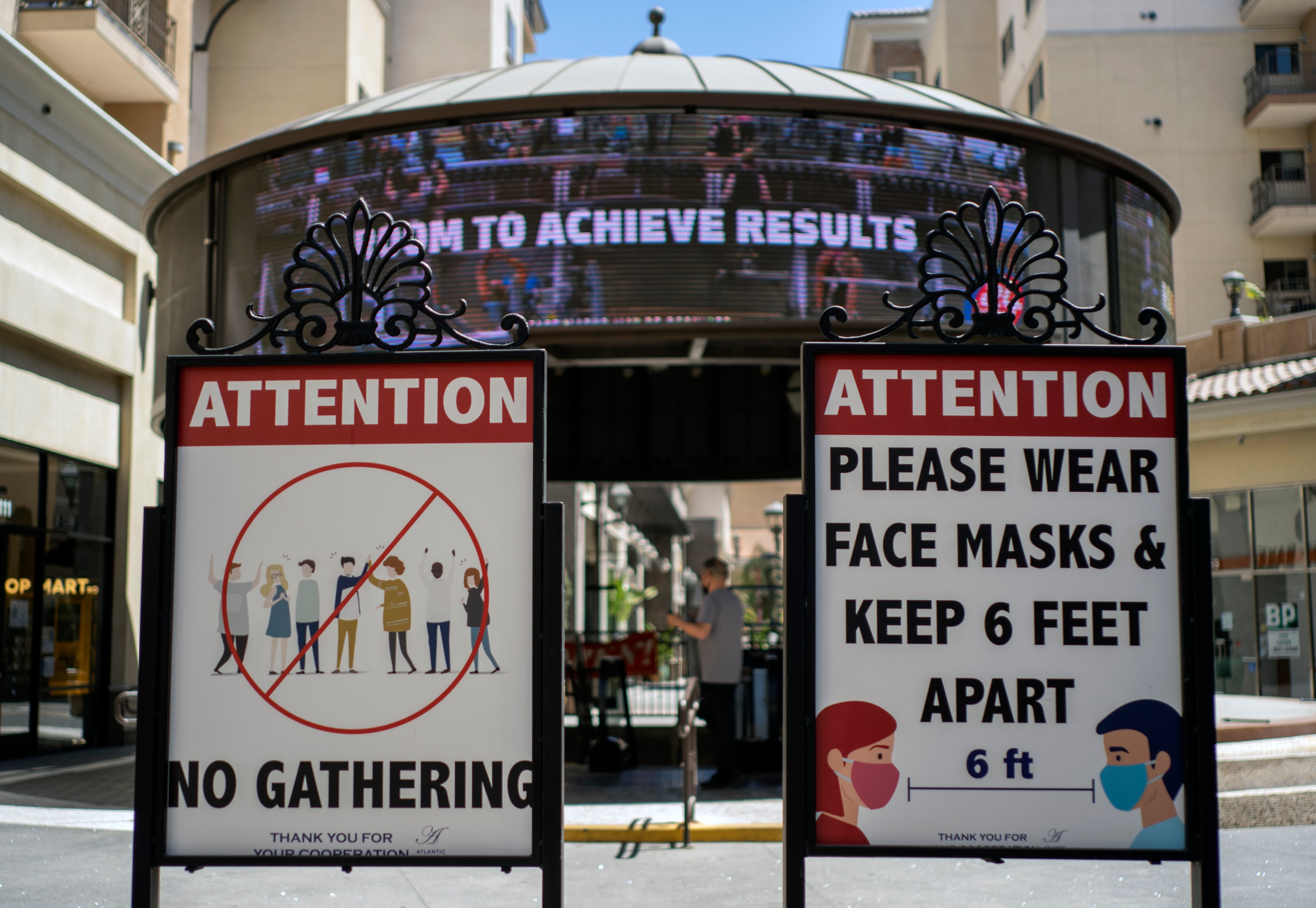 Virus Outbreak-Mask Mandates