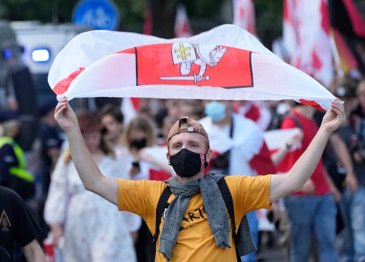 Hundreds in Warsaw protest political repression in Belarus