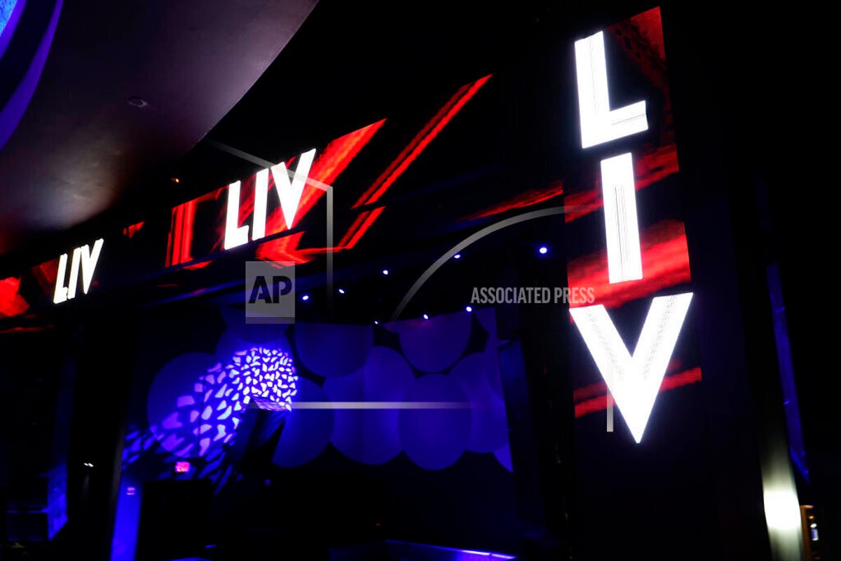 Free shots at South Beach nightclub - vaccine shots, that is