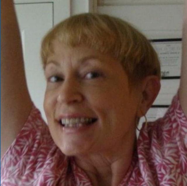 Lynn Gay Keene, de 70 años, fue encontrada encerrada en concreto en su sótano en el oeste de Carolina del Norte; su cuidador ha sido arrestado y acusado
