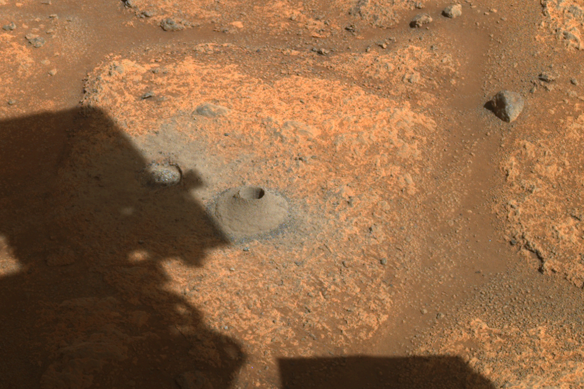Nasa solves mystery of piece of Mars that went missing as Perseverance ...