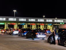 Canadian border opens to vaccinated Americans but US refuses to let tourists in