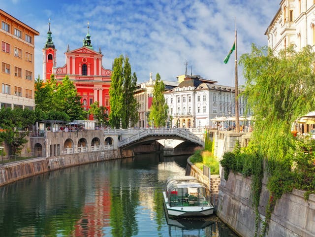 <p>Ljubljana centres around the river</p>