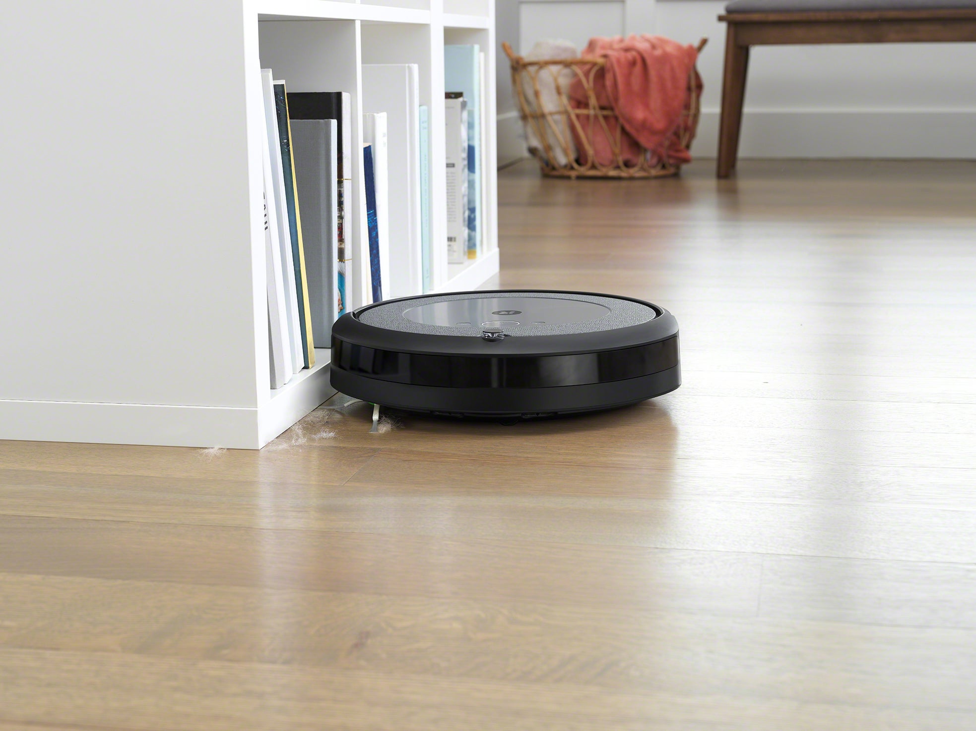 iRobot Roomba i3+ lifestyle.jpg