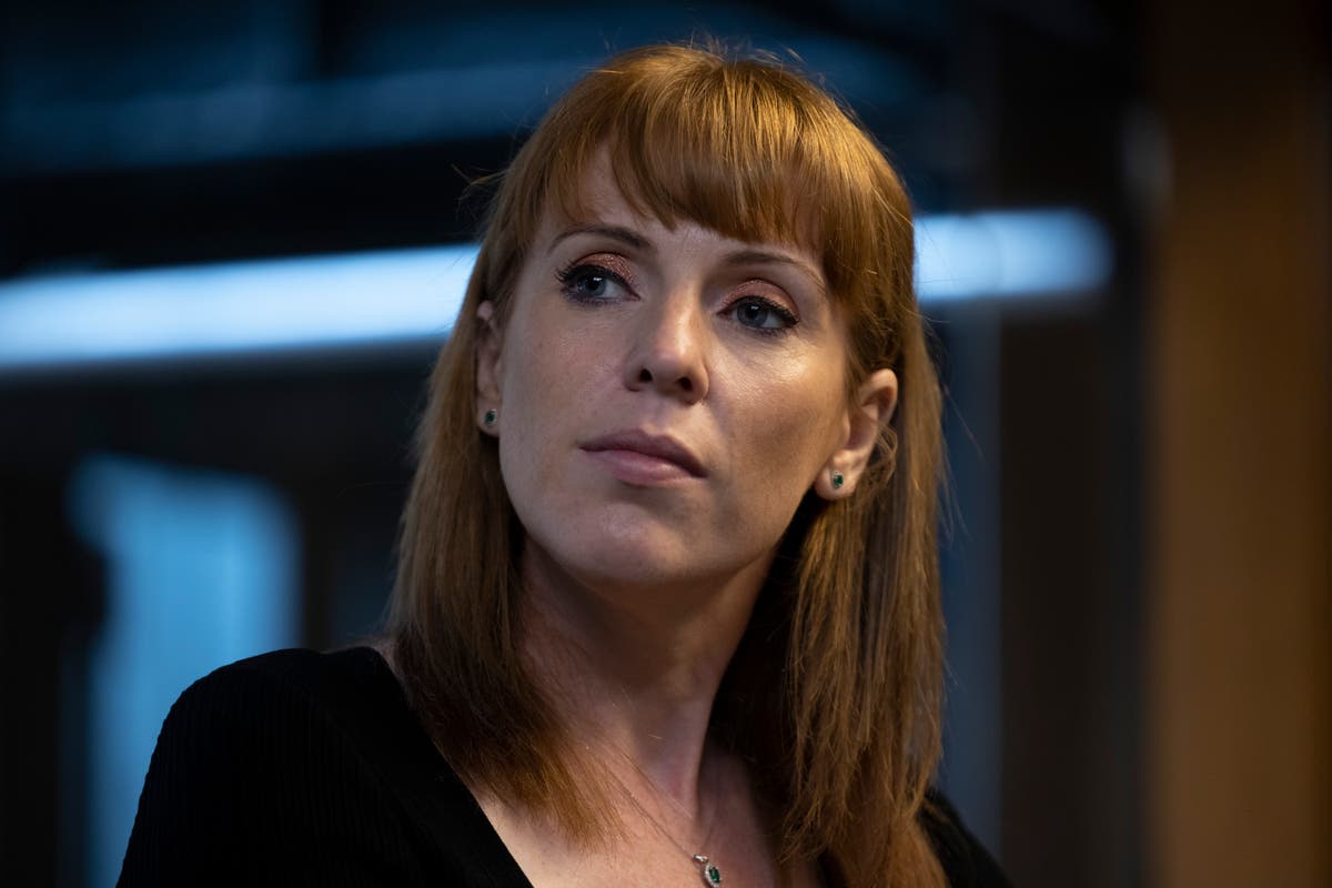 &lsquo;Every effort&rsquo; should be made to retrieve Covid messages on minister&rsquo;s &lsquo;broken&rsquo; device, says Angela Rayner