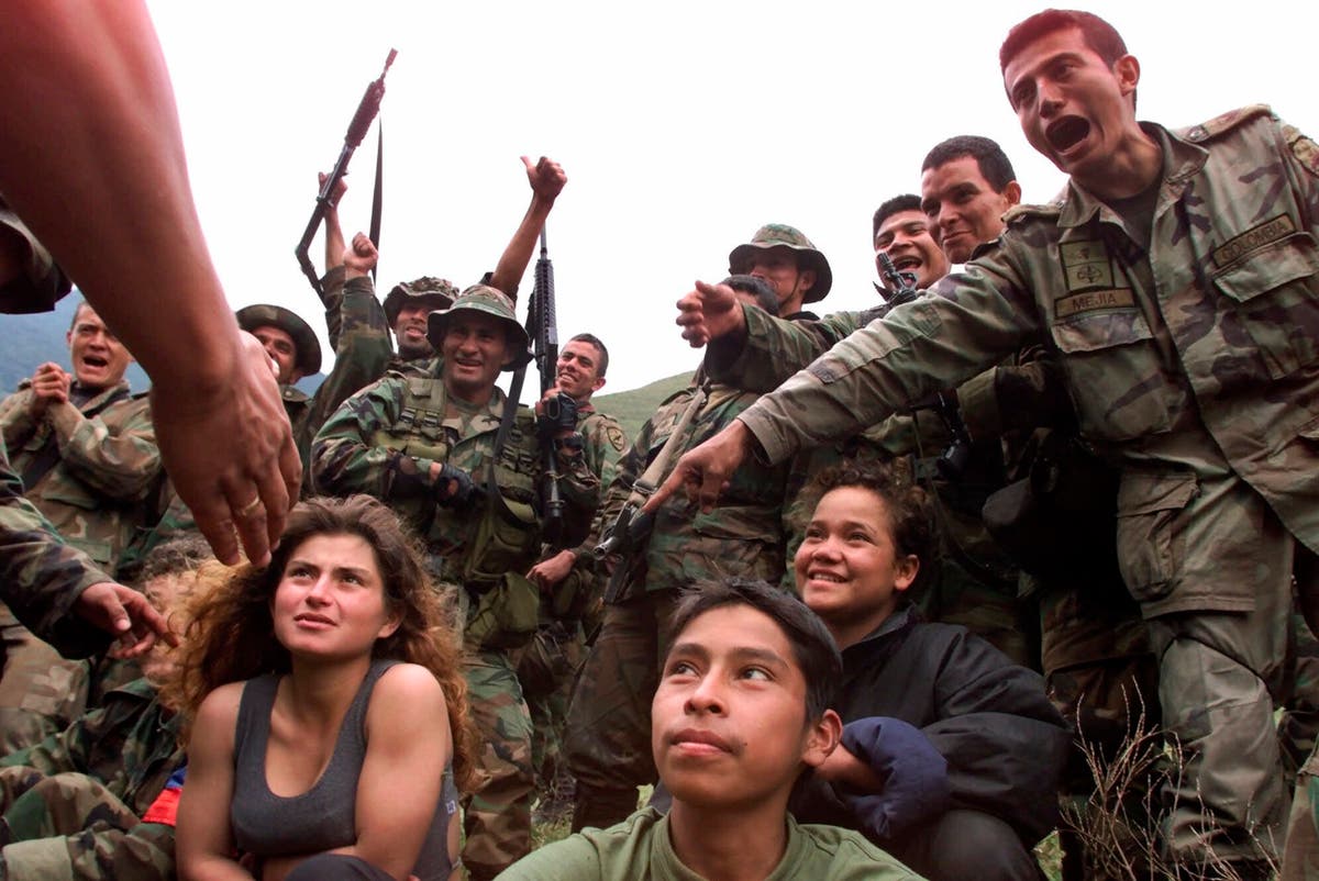 Colombian tribunal: Guerrillas recruited 18,600 children 