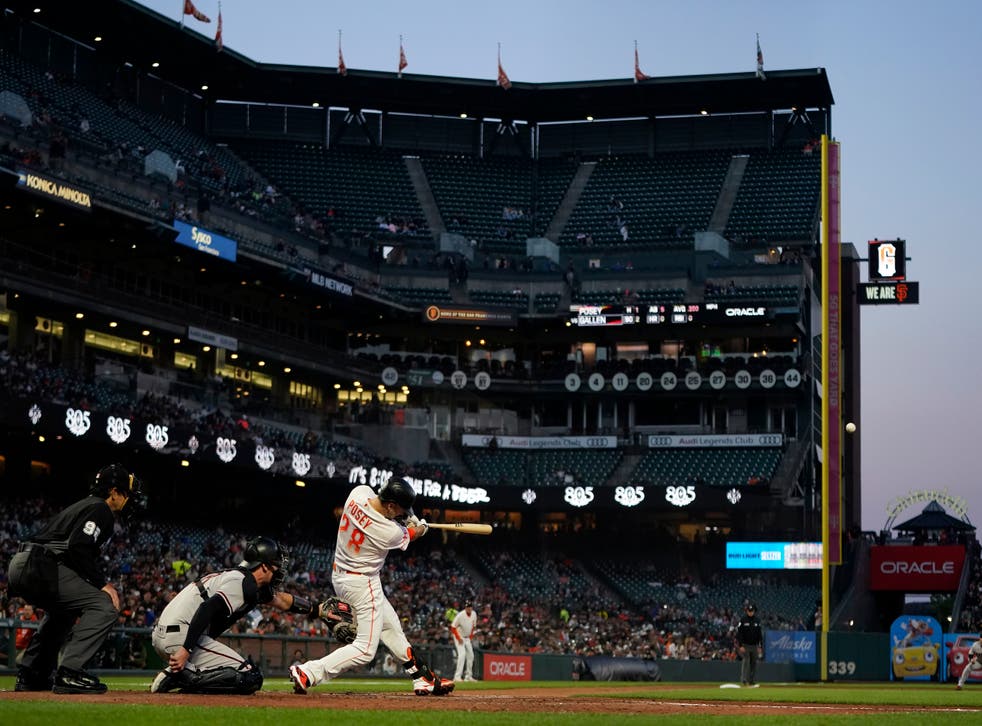 DIAMONDBACKS-GIGANTES