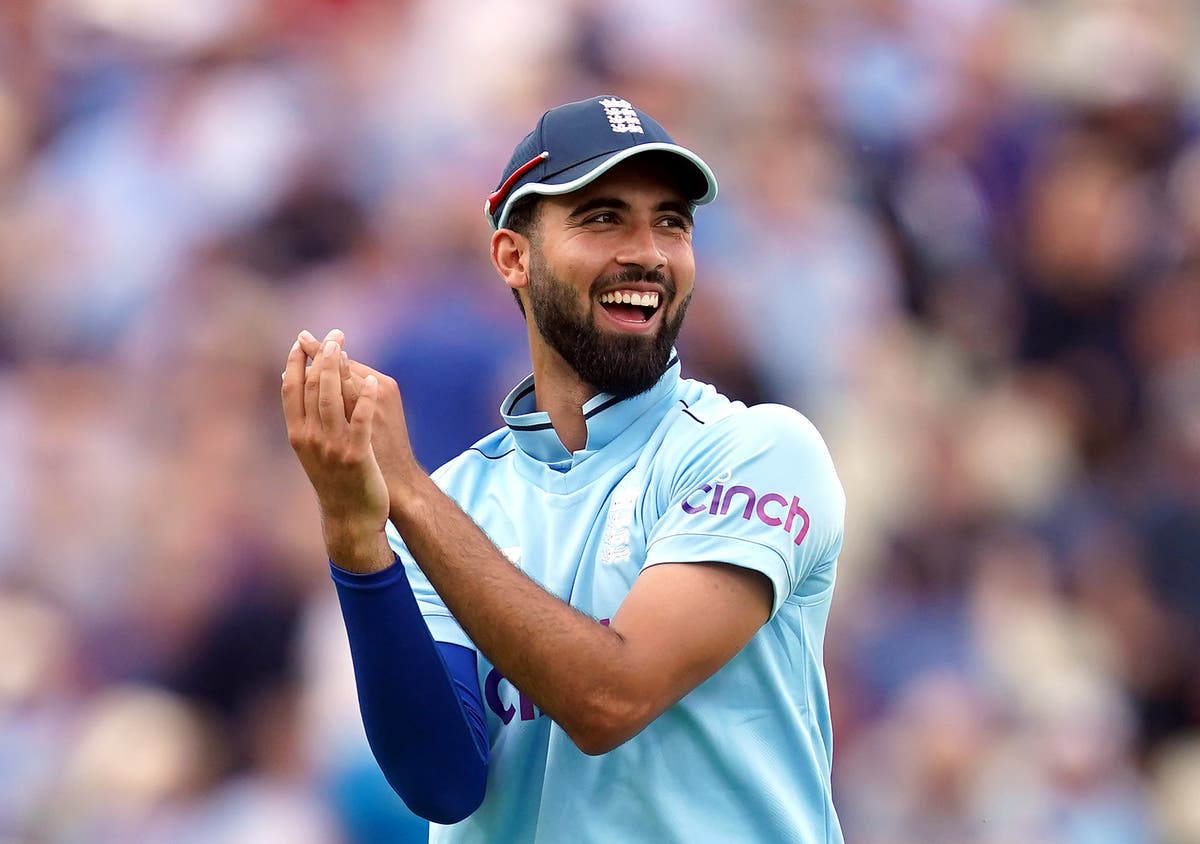Saqib Mahmood added to England squad for second Test as cover for Stuart Broad