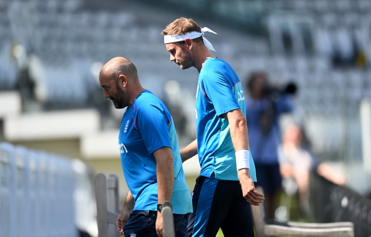 Stuart Broad ruled out of England&rsquo;s remaining four Test matches against India with a torn calf muscle