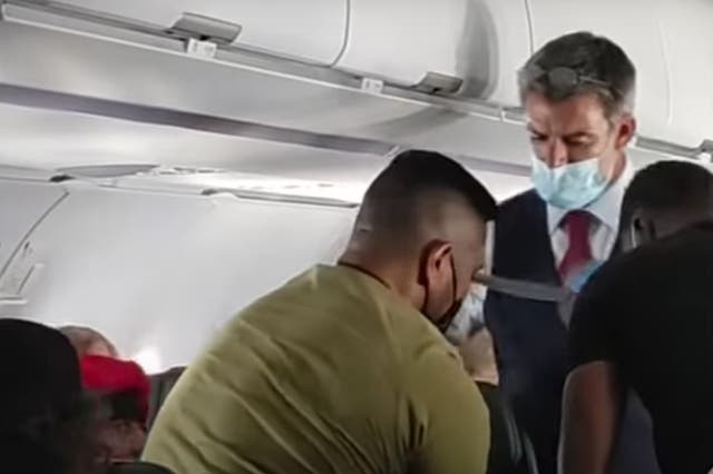 Video que muestra una perturbación a bordo de un vuelo de American Airlines