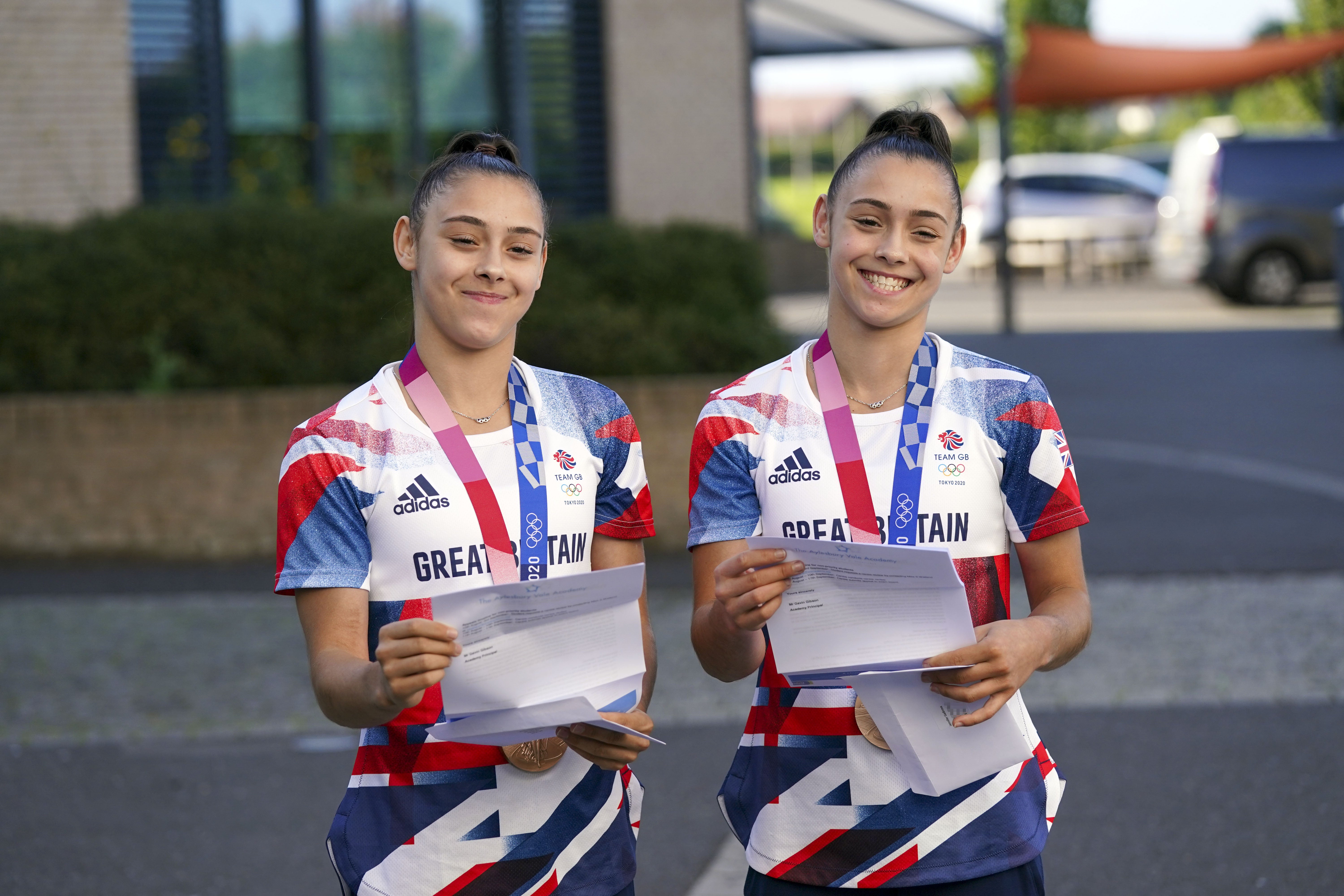 Jessica and Jennifer Gadirova are two of GB’s best medal chances at the World Champs