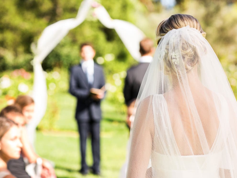 Bride and groom’s NSFW wedding invites go viral on Reddit after they