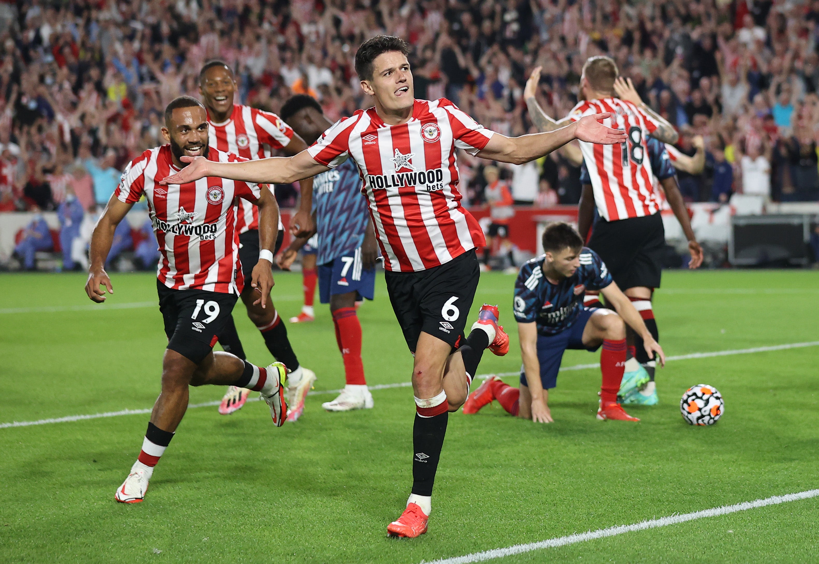 Brentford vs Arsenal result Bees make dream Premier League debut with high-tempo win The Independent
