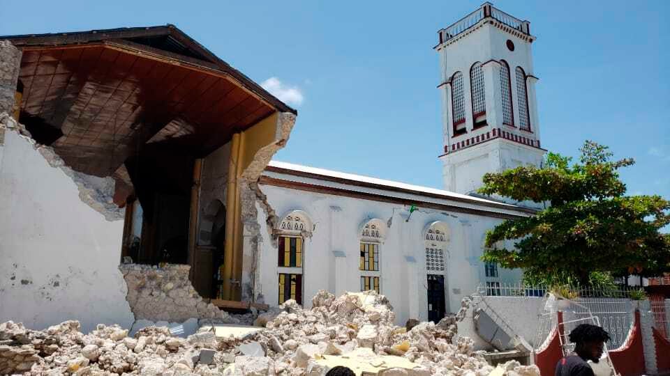 <p>At least 227 people have been killed after a 7.2 magnitude earthquake struck Haiti</p>