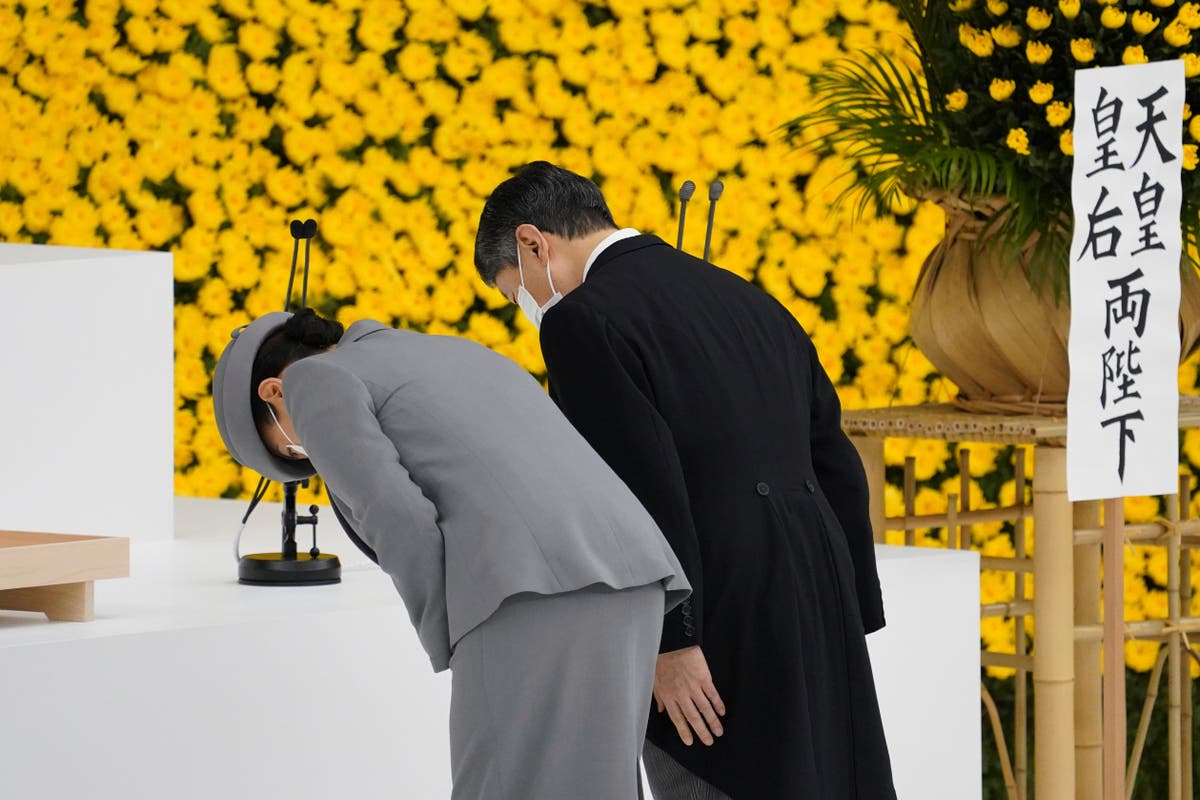 Japan marks 76th anniversary of WWII defeat; no Suga apology