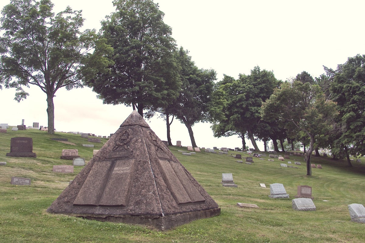 A monument to Russell’s pyramid theory near his grave in Pennsylvania