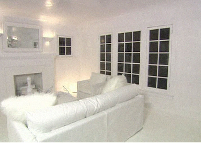 An all-white room makeover