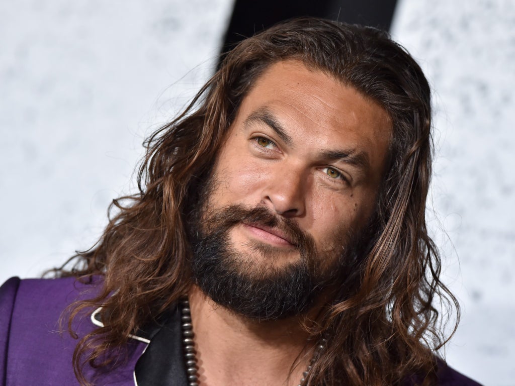 Jason Momoa apologises for taking photos in the Vatican