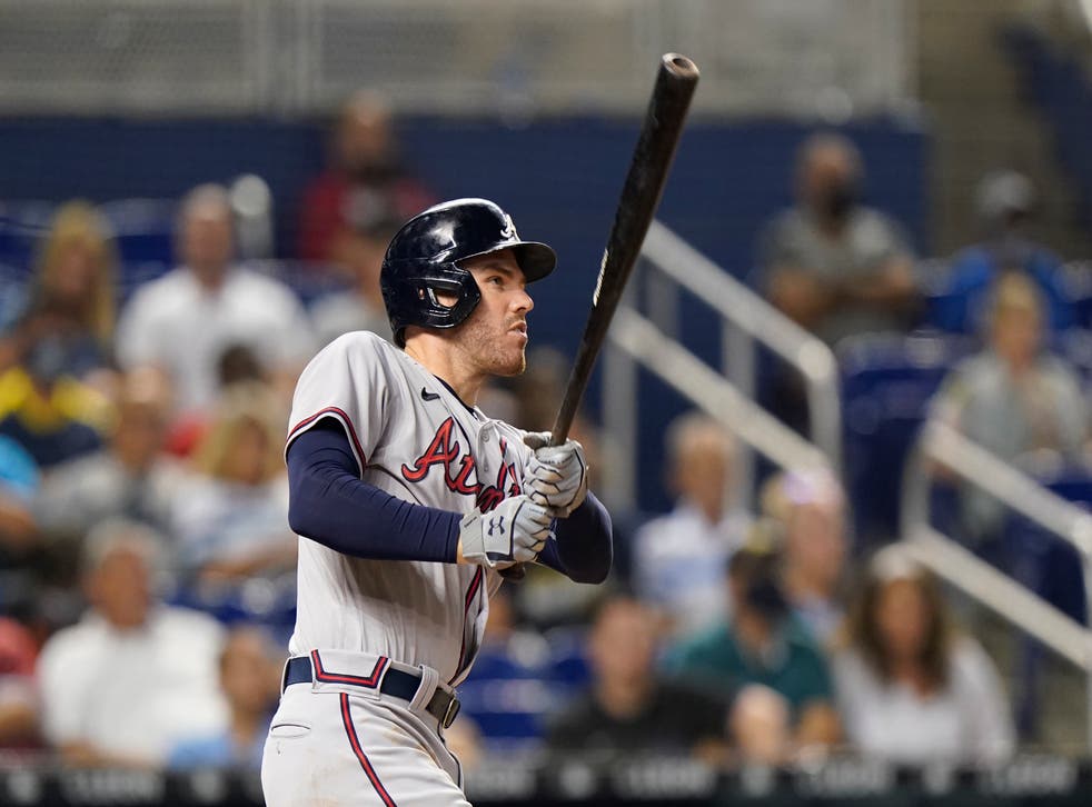 BRAVOS-MARLINS