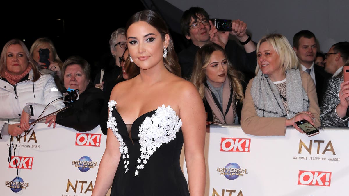 Jacqueline Jossa on confidence, learning beauty lessons from her mum and finding &lsquo;me time&rsquo;