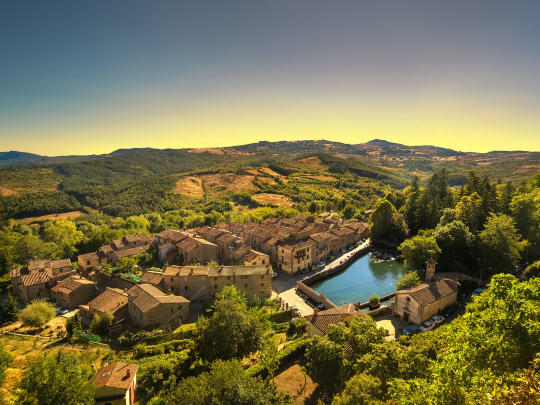 Santa Fiora in Tuscany is offering cut-price rent