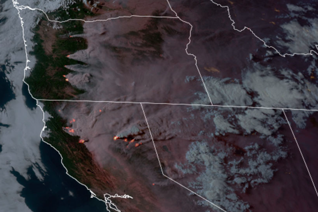<p>Satellite image shows Oregon and California wildfires spreading east.  </p>