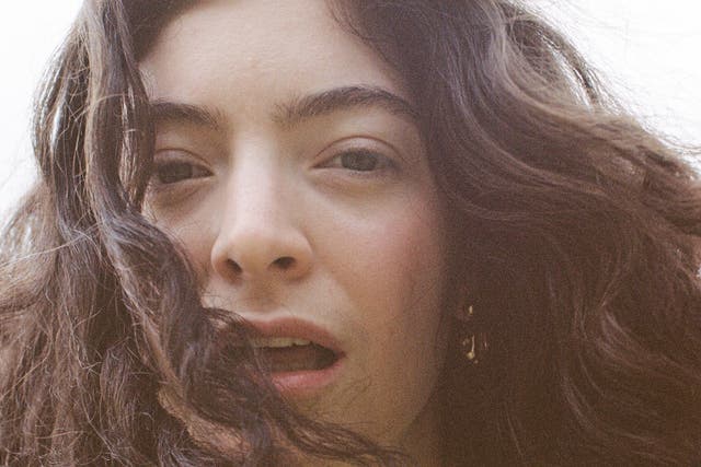 El nuevo álbum de Lorde rinde homenaje a Joni Mitchell sin conectar realmente