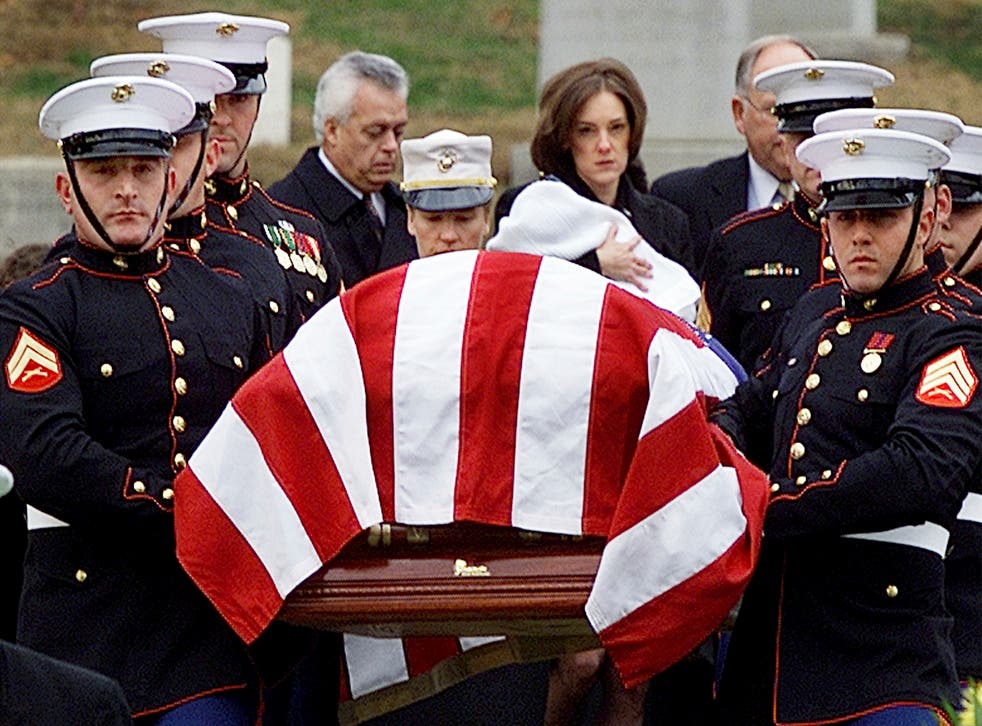 EEUU-PRIMER MUERTO EN AFGANISTAN