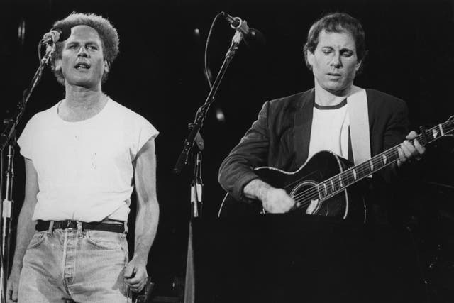 <p>Ring masters: the pair perform to fans in Madrid in 1982 </p>