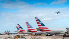 American Airlines extends alcohol ban in main cabin until 2022