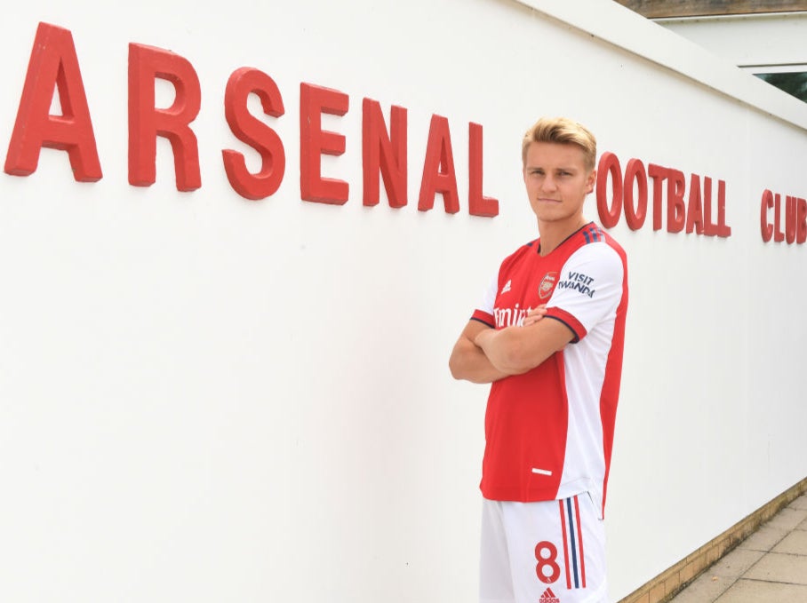 Arsenal unveil new signing Martin Odegaard