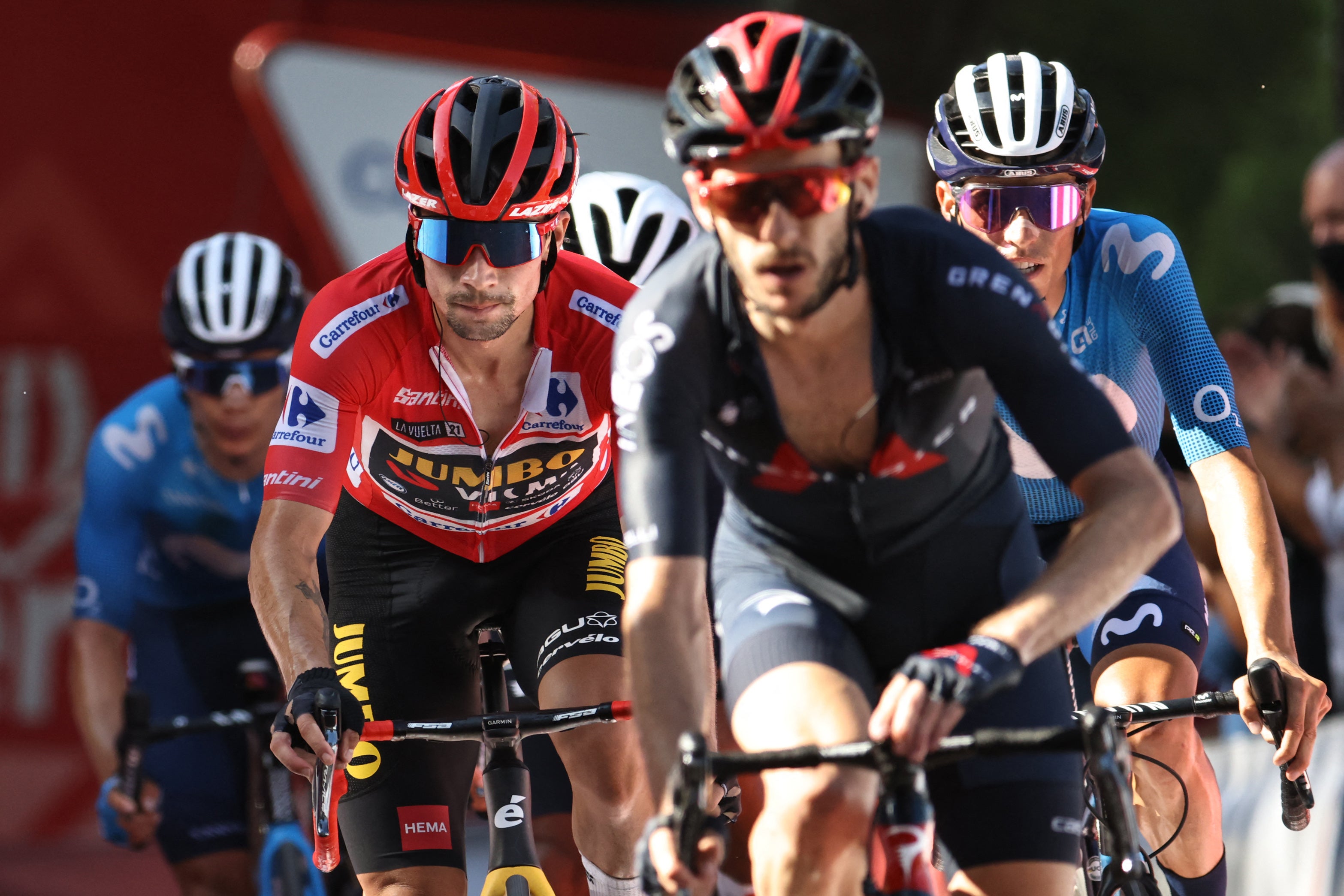 Adam Yates led the group of favourites up the Balcon de Alicante on Stage 7
