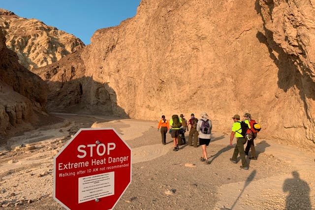 Death Valley Hiker Dies