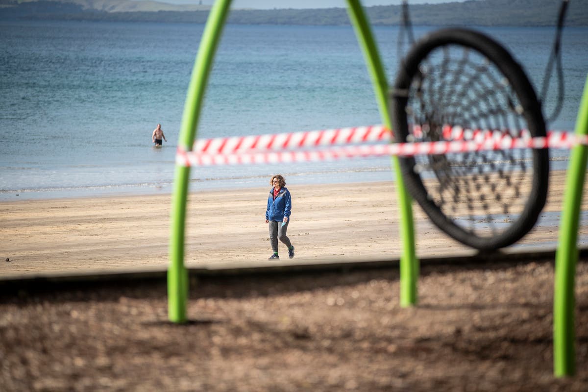 Covid: New Zealand&rsquo;s PM extends nationwide lockdown as Delta cases surge