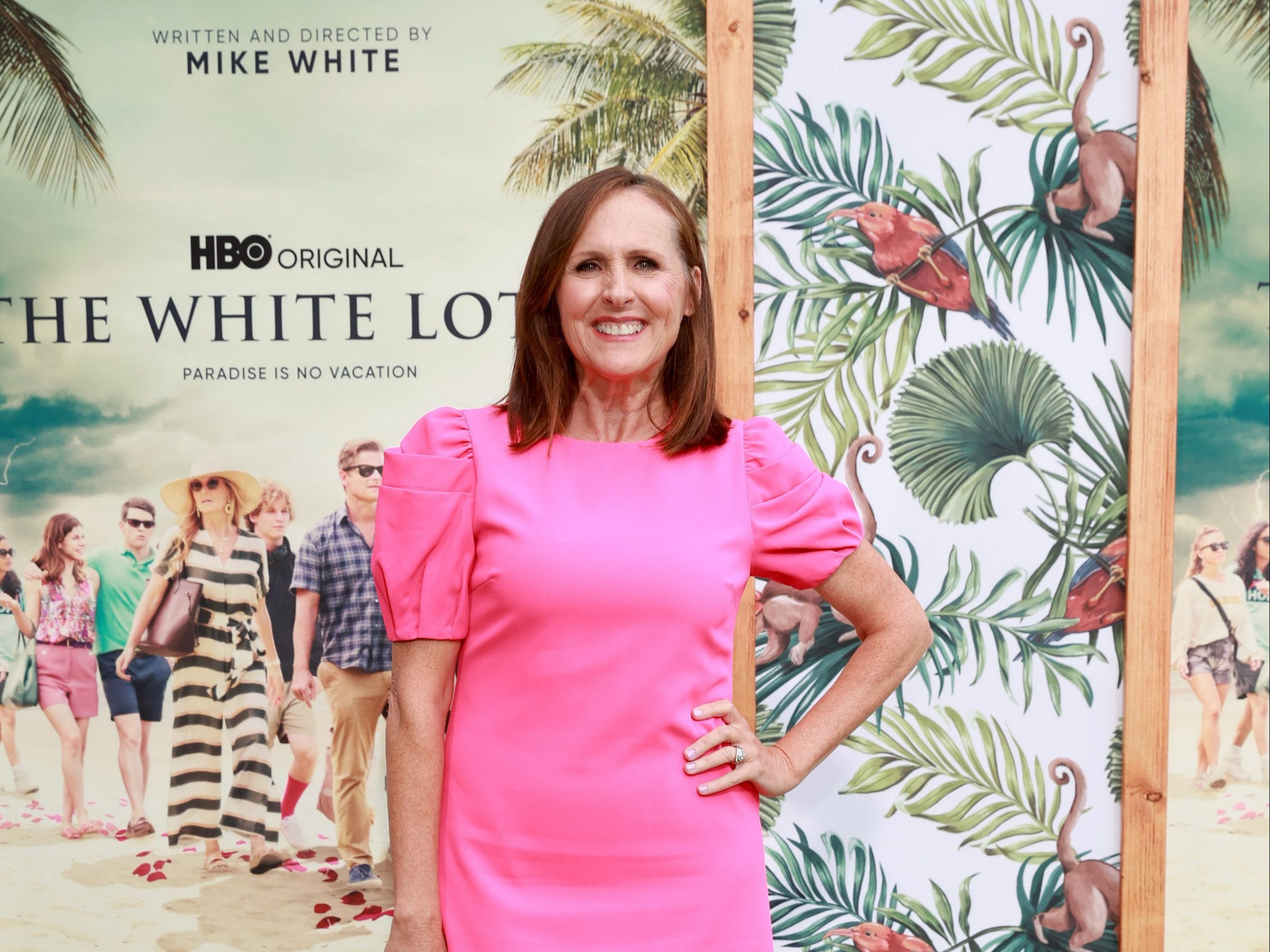 Molly Shannon opens up about the tragedy that shaped her - Los