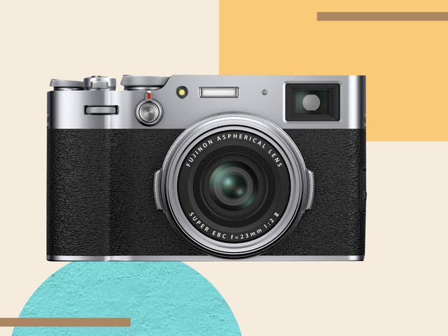 <p>Focusing in: Many of the features on this device lend themselves to travel and street photography</p>