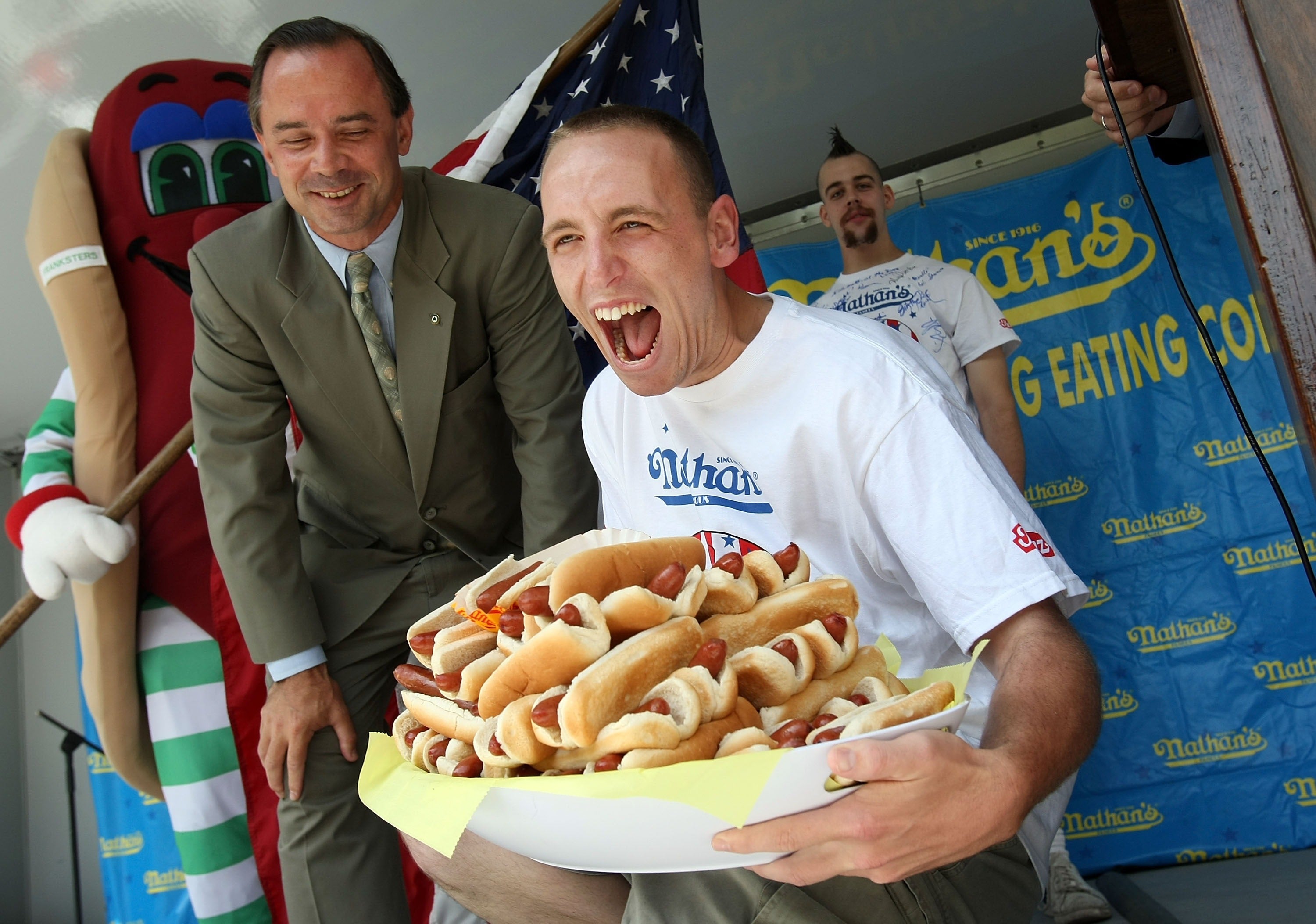 Study suggests eating one hot dog can cut 36 minutes off your life