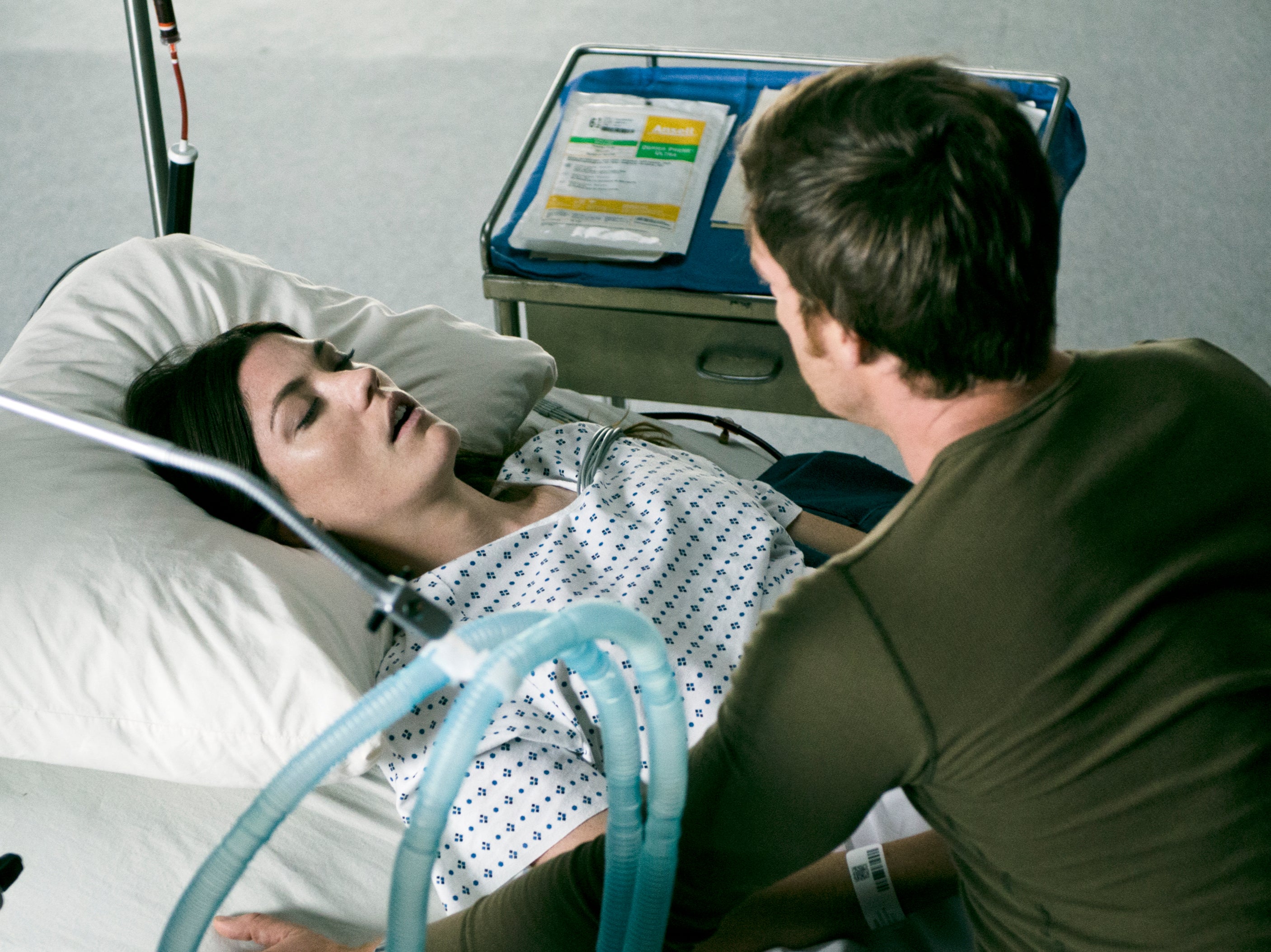 <p>Jennifer Carpenter as Debra Morgan and Michael C Hall as Dexter Morgan in the reviled ‘Dexter’ finale</p>