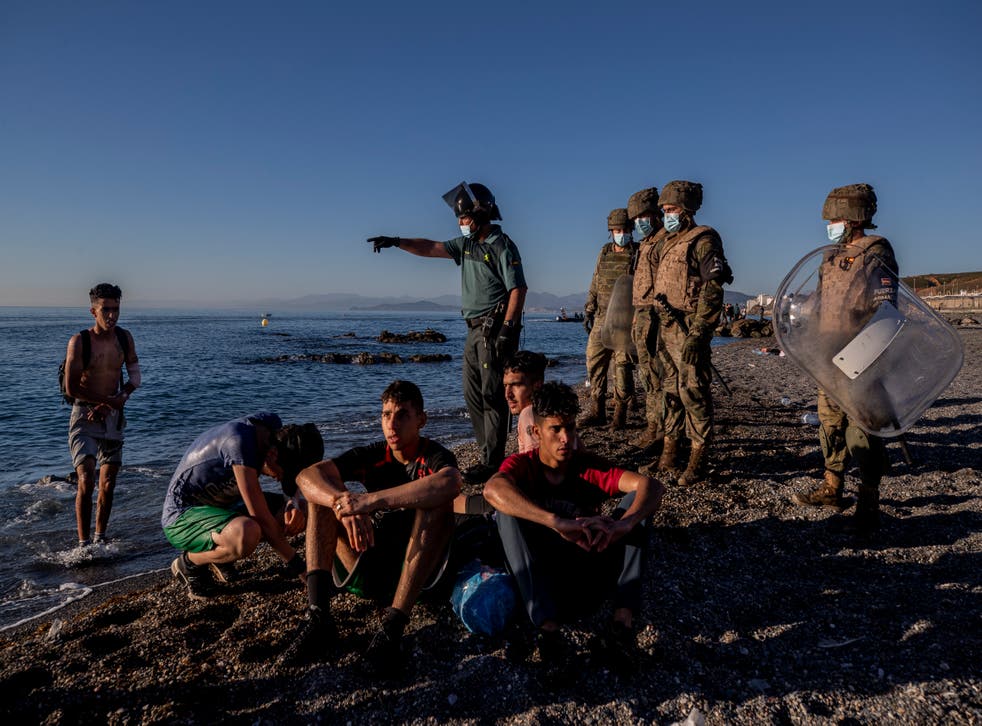 ESPAÑA-MIGRANTES